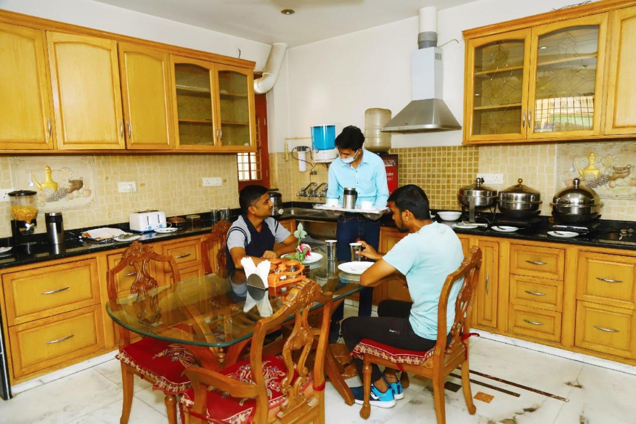 Angel Nri B&B Greater Noida Eksteriør billede