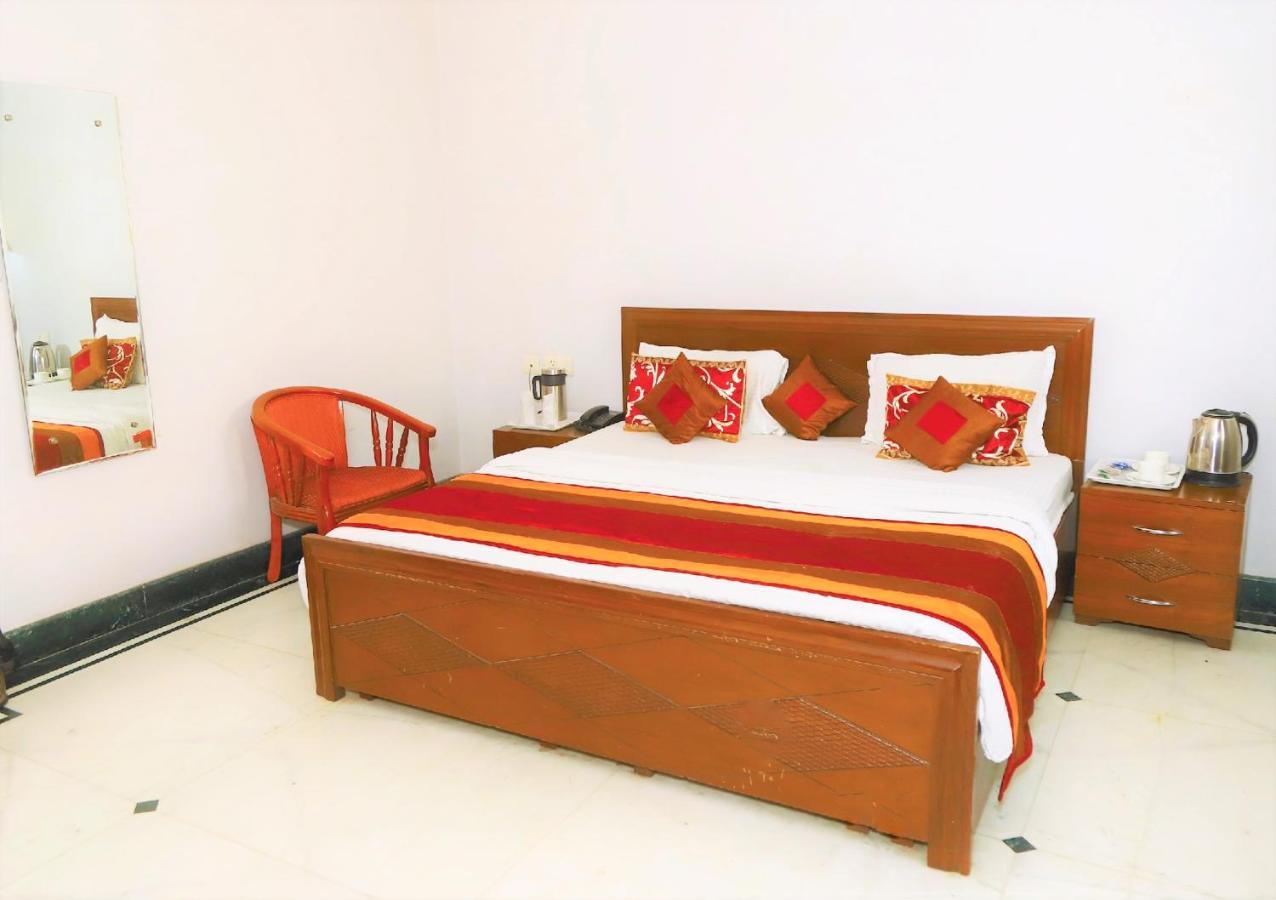 Angel Nri B&B Greater Noida Eksteriør billede