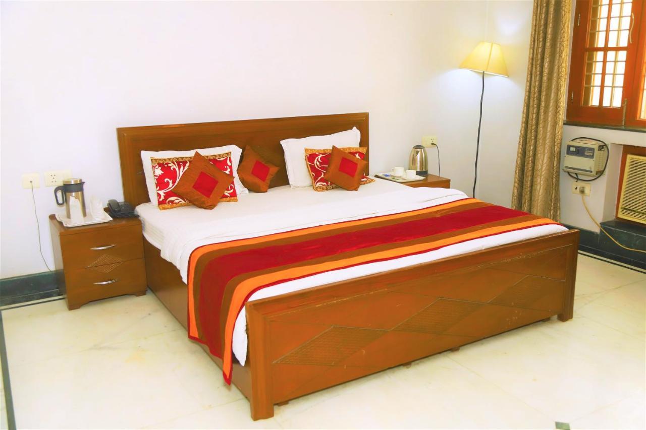 Angel Nri B&B Greater Noida Eksteriør billede