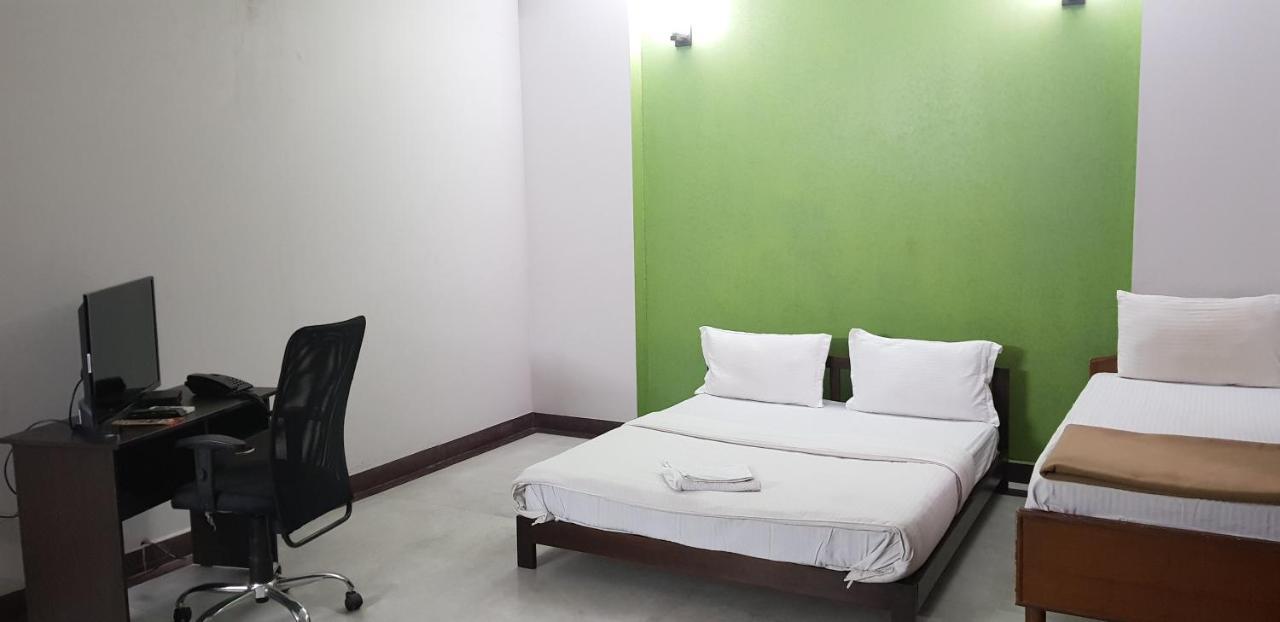 Angel Nri B&B Greater Noida Eksteriør billede
