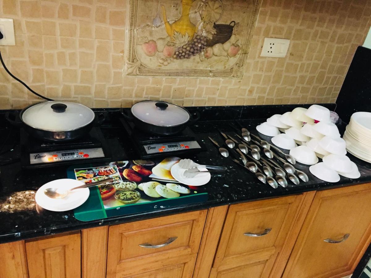 Angel Nri B&B Greater Noida Eksteriør billede