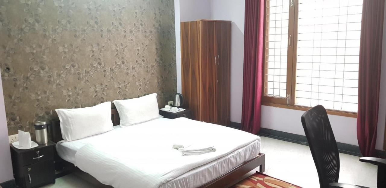Angel Nri B&B Greater Noida Eksteriør billede